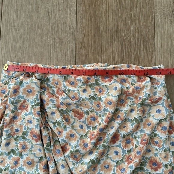EUC Emory Park Women's Floral Two Piece Skirt Set Size Medium - Picture 7 of 14